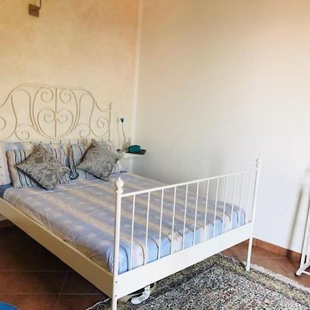Casa 4 Novembre Apartment Cittadella del Capo Bagian luar foto