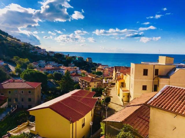 Casa 4 Novembre Apartment Cittadella del Capo Bagian luar foto