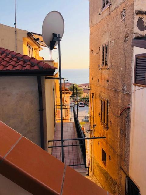 Casa 4 Novembre Apartment Cittadella del Capo Bagian luar foto