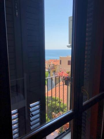 Casa 4 Novembre Apartment Cittadella del Capo Bagian luar foto